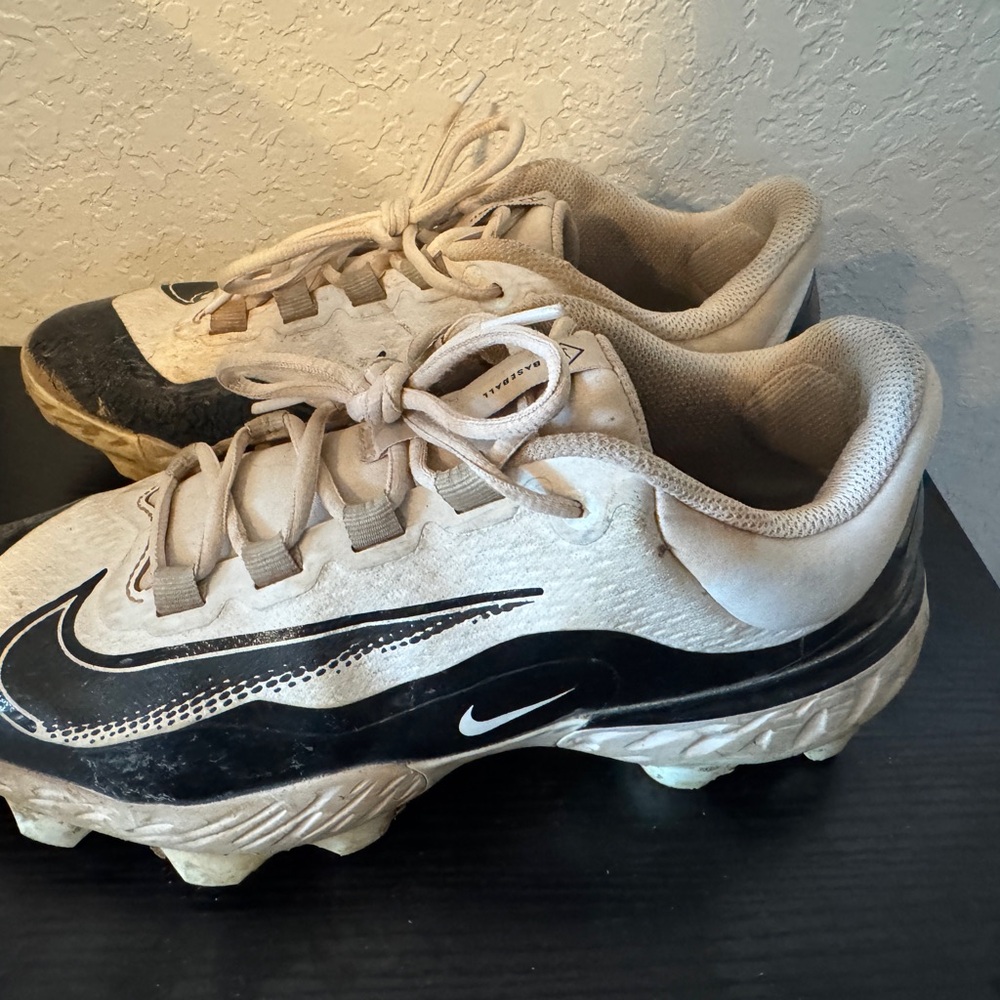 Nike Baseball Cleats